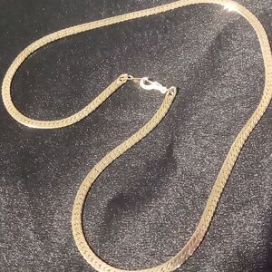 Vintage Gold tone flat chain excellent condition
